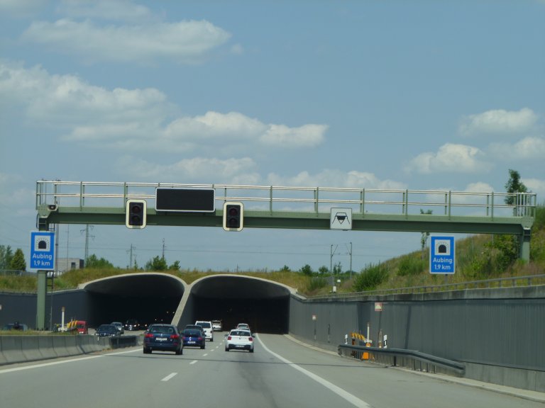 s137-0016 s137-0016