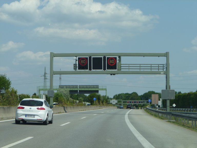 s137-0025 s137-0025