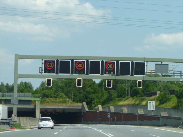 s137-0026 s137-0026