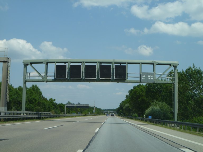 s137-0036 s137-0036