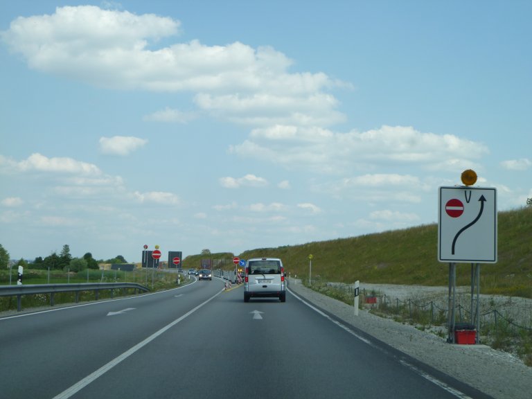 s137-0198 s137-0198