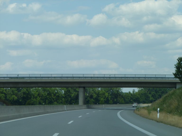 s137-0213 s137-0213