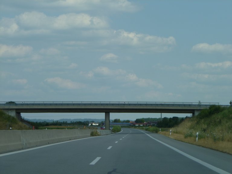 s137-0215 s137-0215