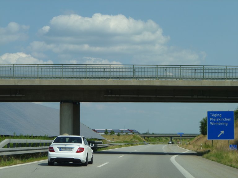 s137-0228 s137-0228