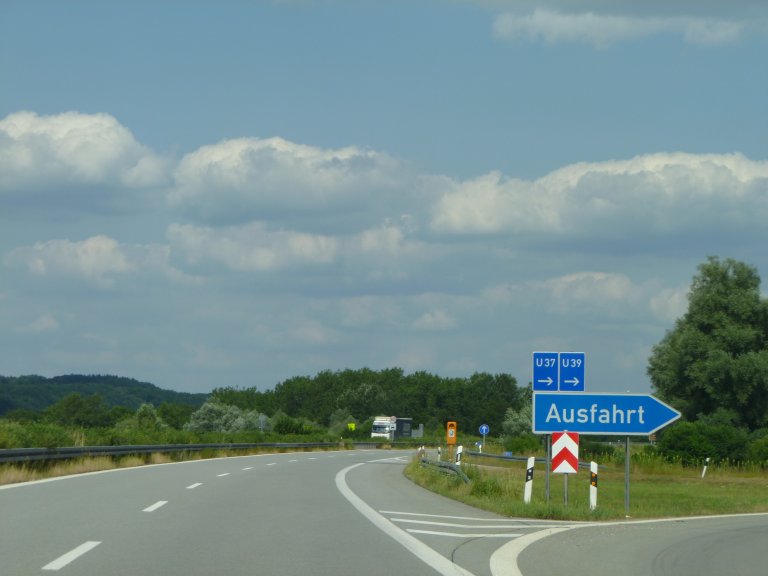 s137-0243 s137-0243