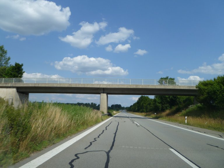 s137-0255 s137-0255