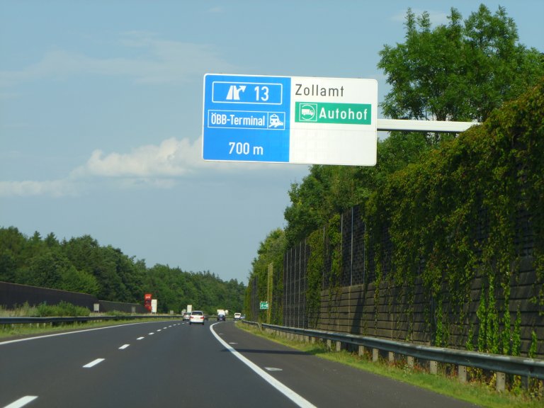 s137-0416 s137-0416