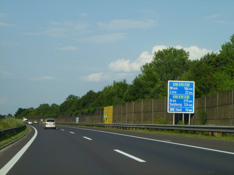 s137-0425 s137-0425