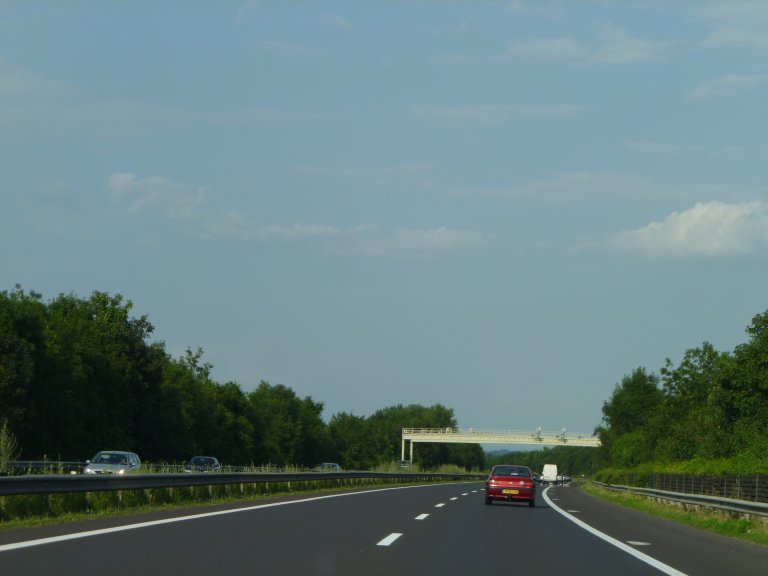 s137-0428 s137-0428