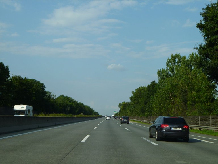 s137-0443 s137-0443