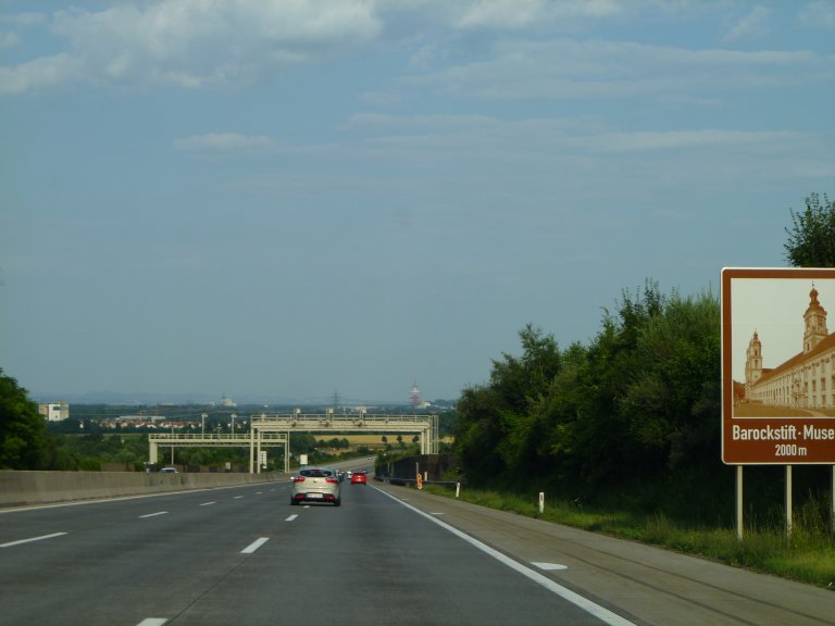 s137-0456 s137-0456