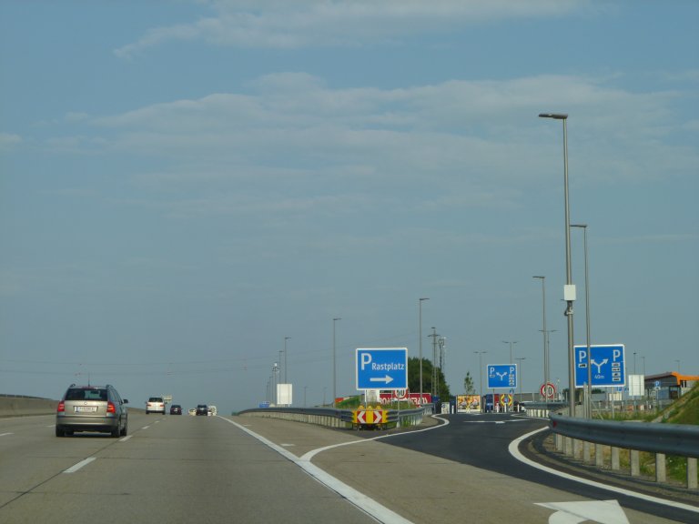 s137-0472 s137-0472