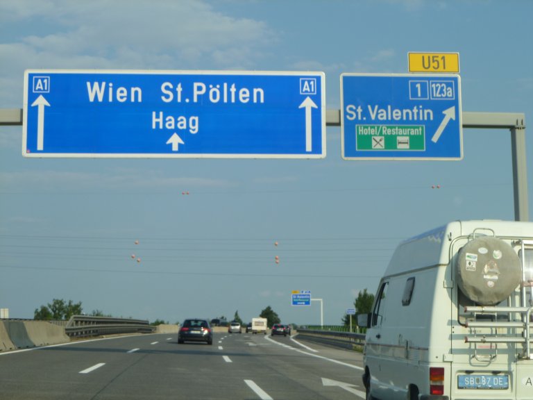 s137-0483 s137-0483