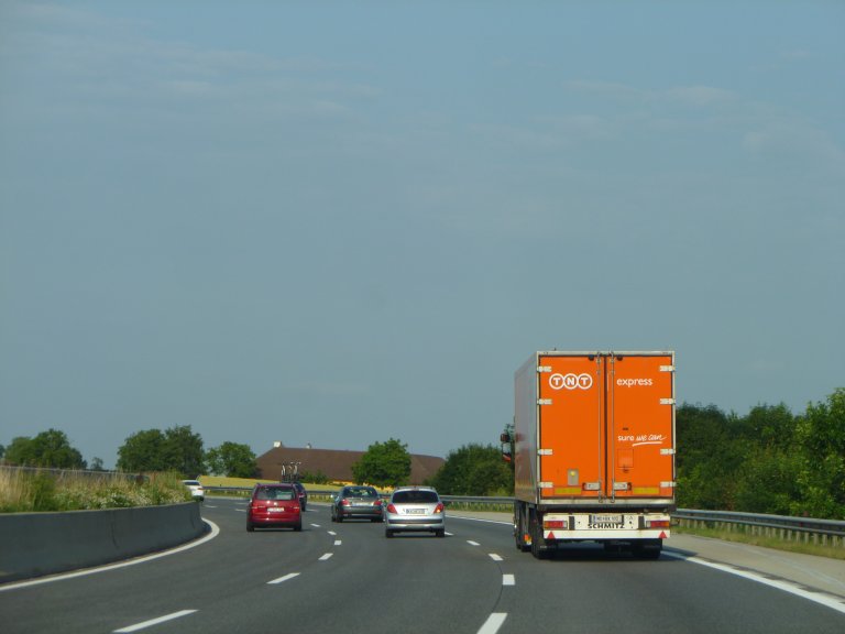 s137-0503 s137-0503