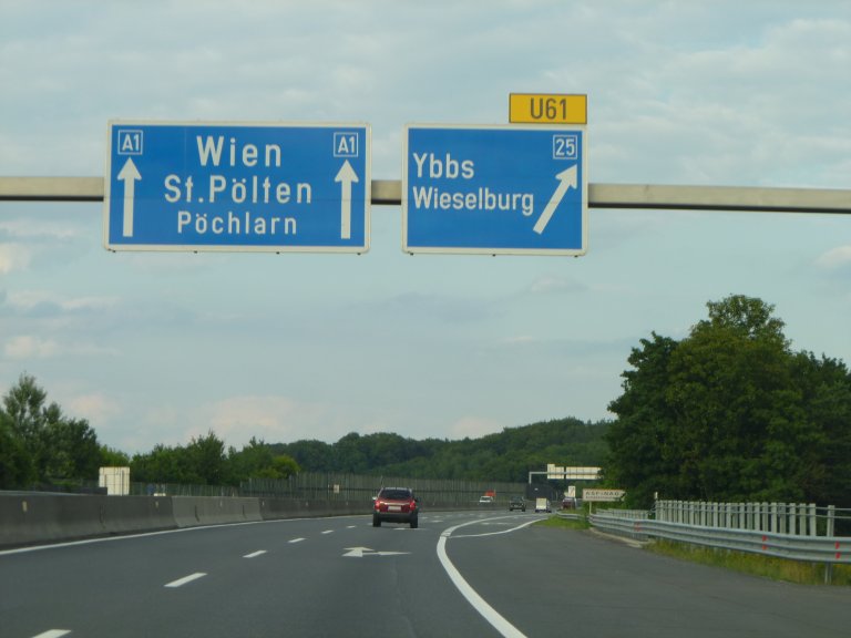 s137-0558 s137-0558