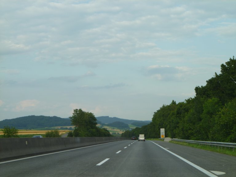 s137-0561 s137-0561