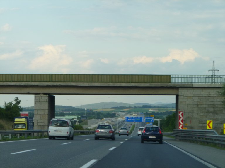 s137-0611 s137-0611