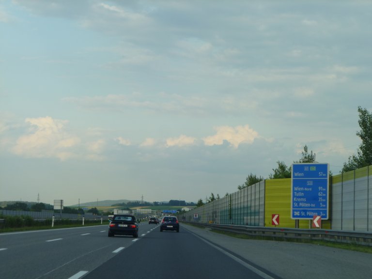 s137-0613 s137-0613