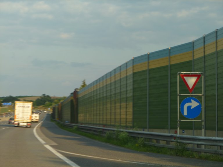 s137-0634 s137-0634