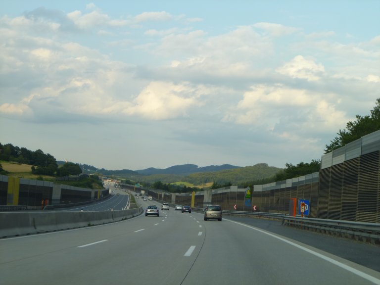 s137-0645 s137-0645
