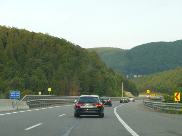s137-0677 s137-0677