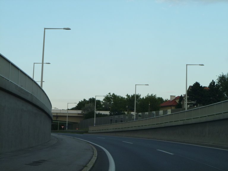 s137-0725 s137-0725
