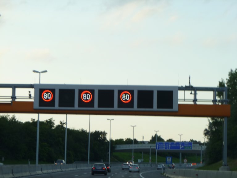 s137-0739 s137-0739