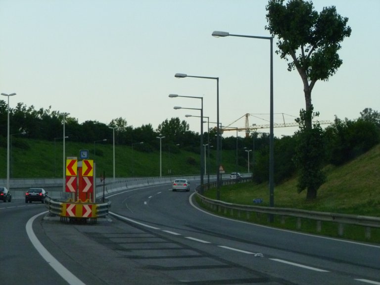 s137-0742 s137-0742