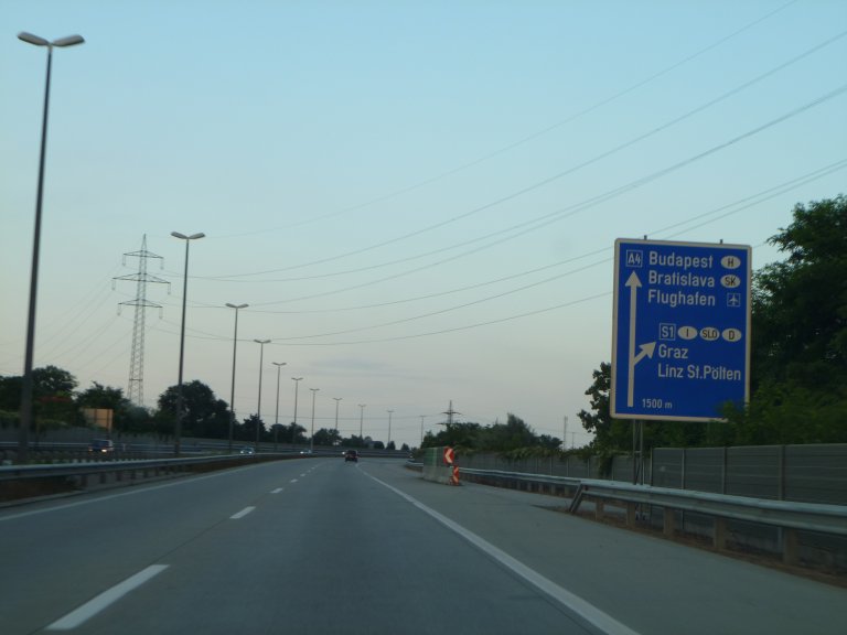 s137-0774 s137-0774