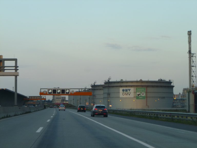 s137-0779 s137-0779