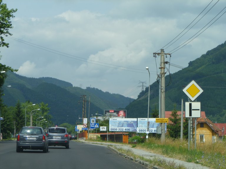 s137-0889 s137-0889