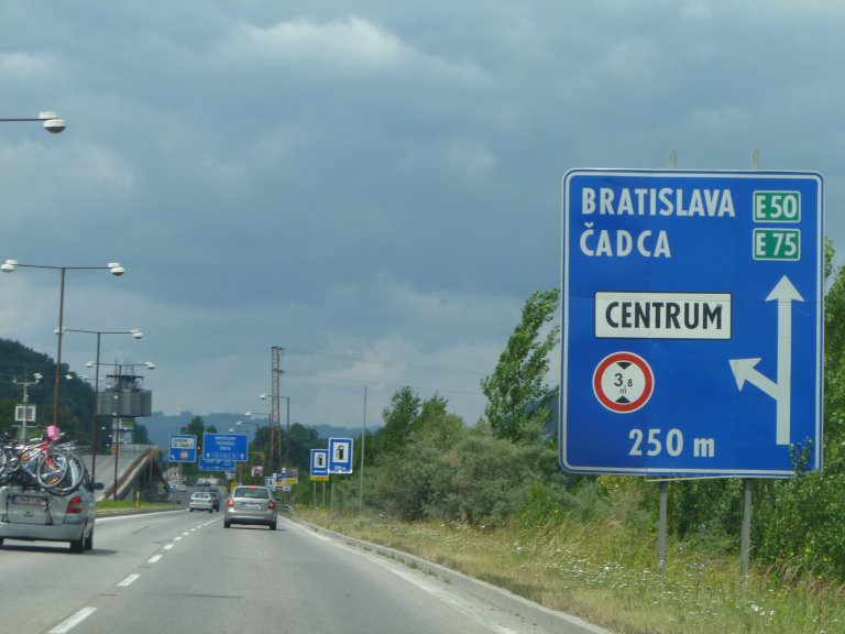 s137-0945 s137-0945