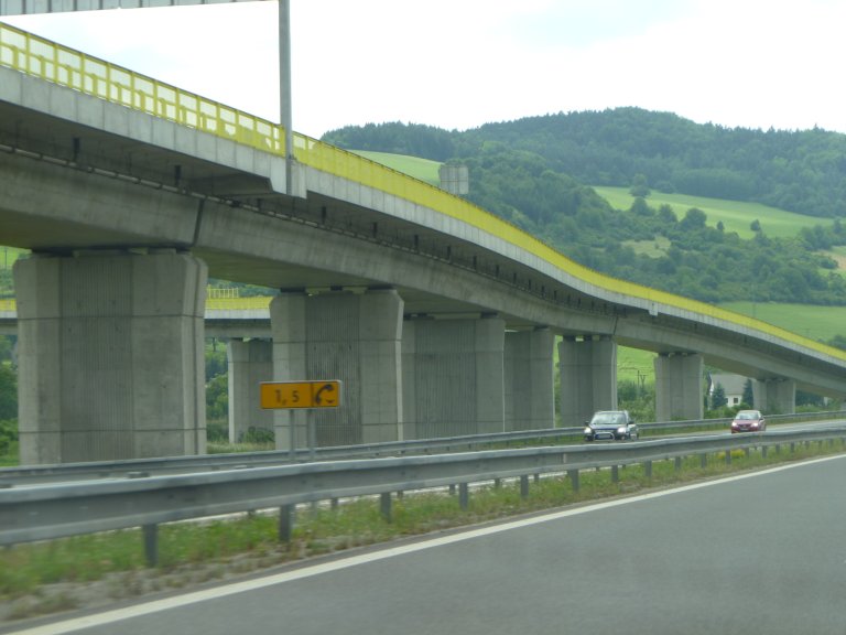 s137-0985 s137-0985