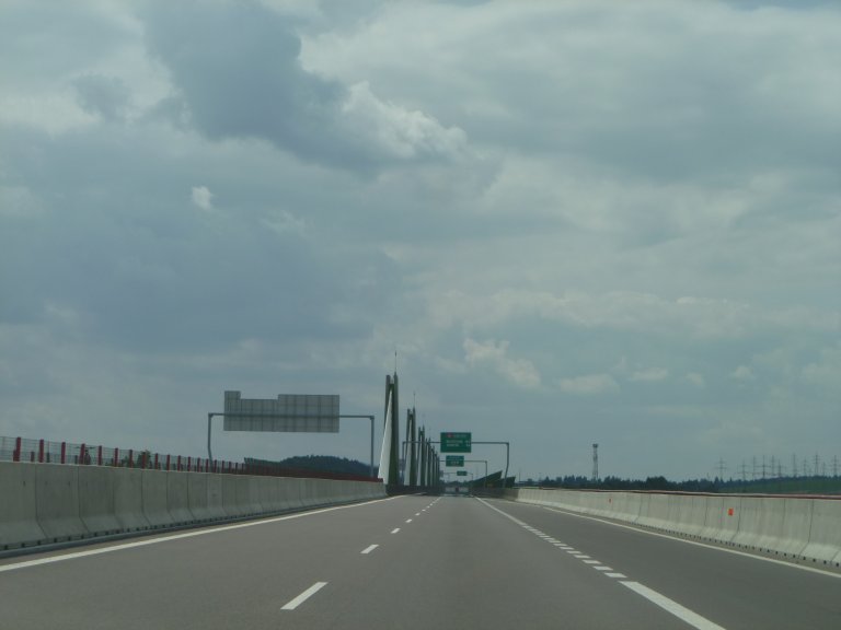 s137-1024 s137-1024