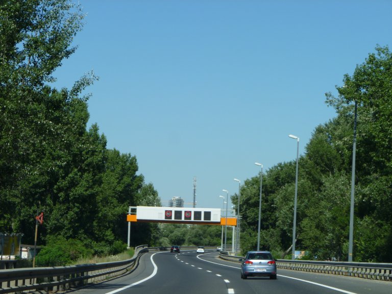 s137-1553 s137-1553