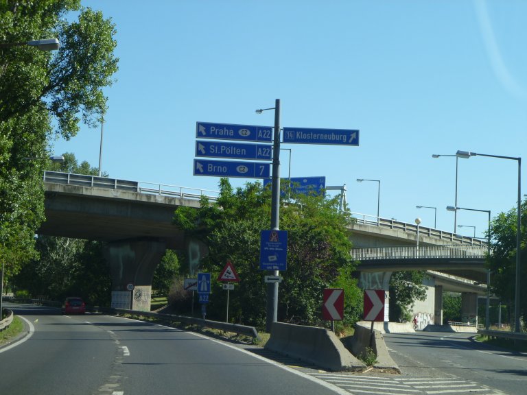 s137-1592 s137-1592