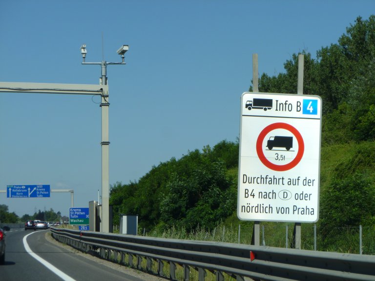 s137-1635 s137-1635
