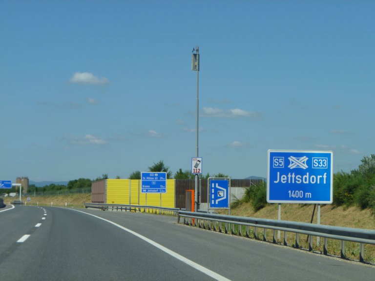 s137-1683 s137-1683