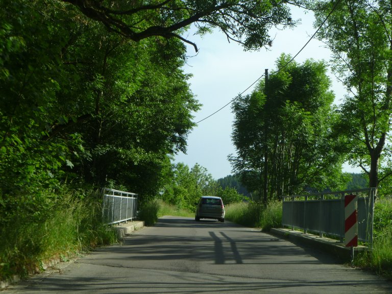 s146-0127 s146-0127